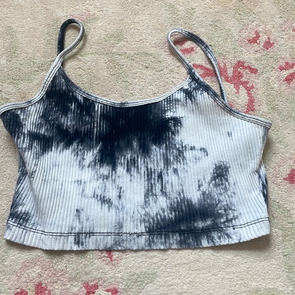 SHEIN bundle. 4 crop tops all size medium - Picture 3 of 5